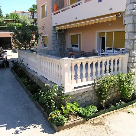 Julija Apartment