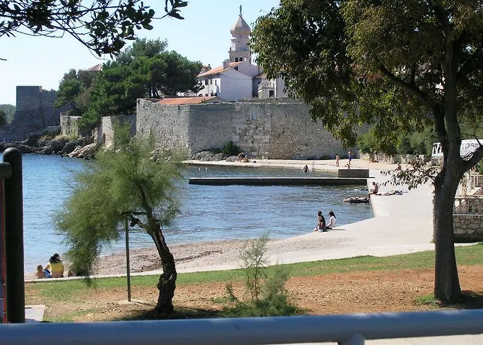 Julija Lejlighed Krk Town